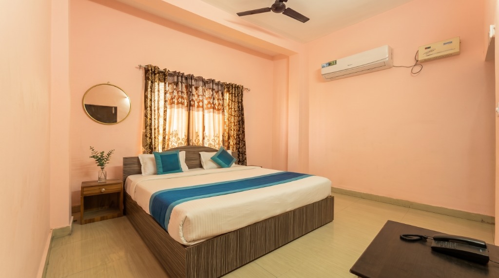 AC Room at Tapasya Palace